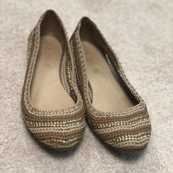 Tan & gold Aldo flats - Picture 3 of 6